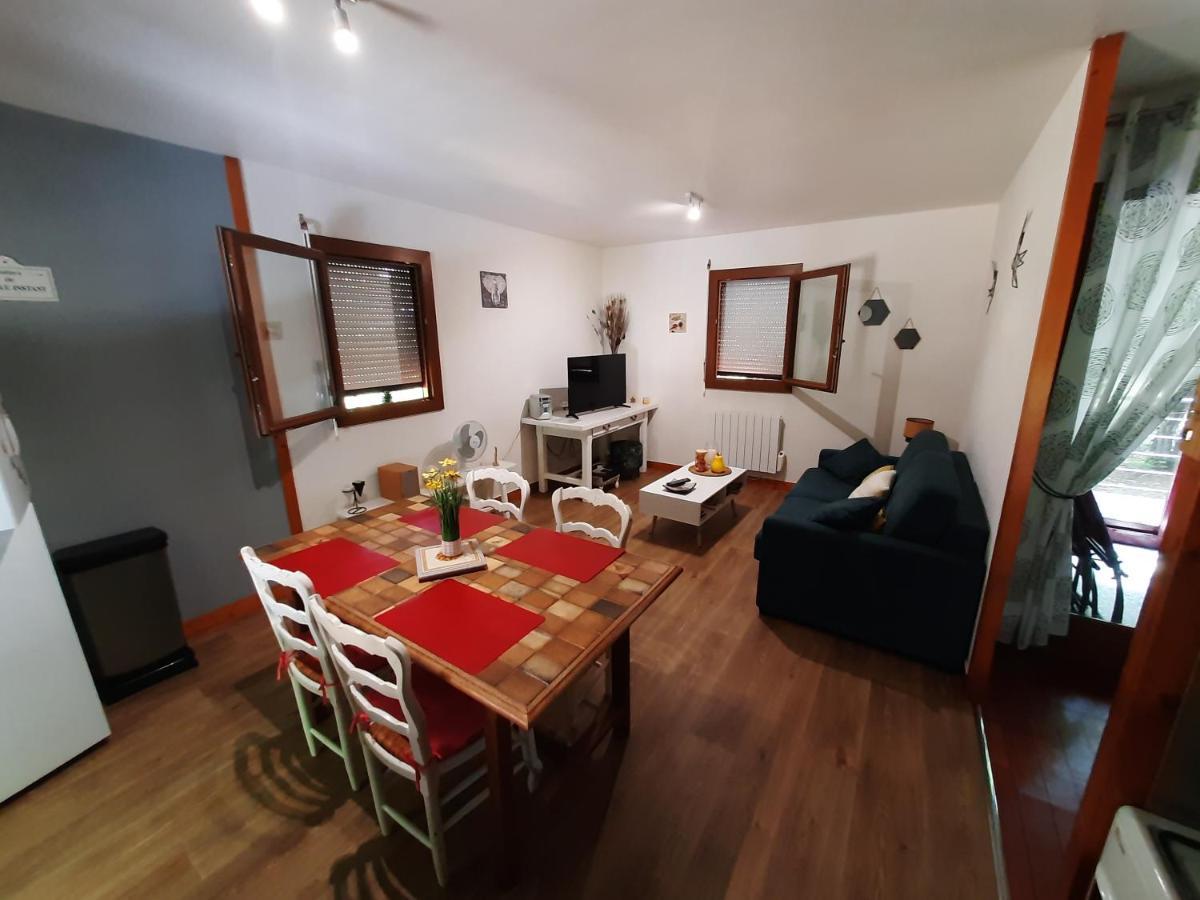 Chalet isolé a 2km de Sarlat Villa Saint-Andre-d'Allas Exterior foto